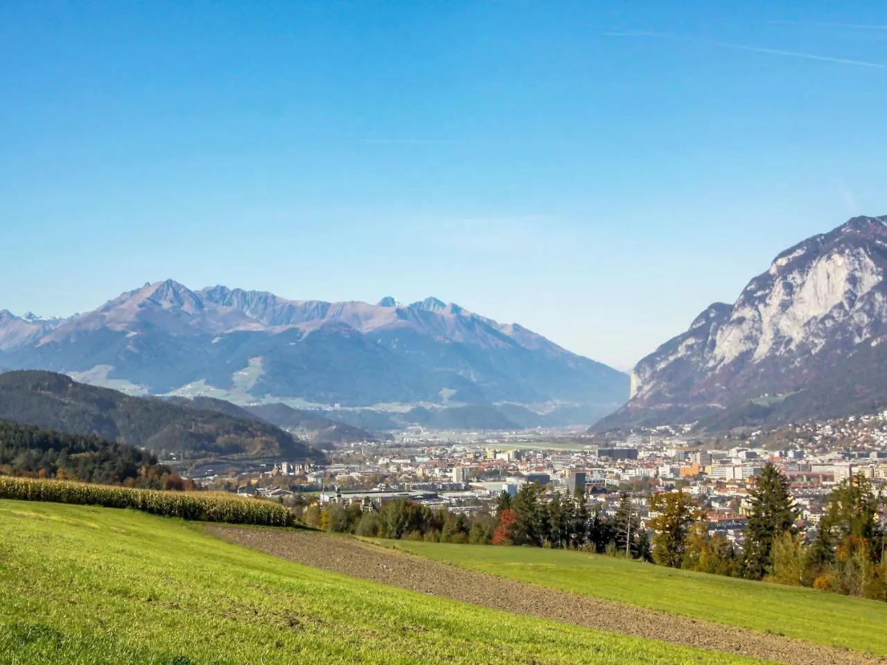 Studio Glasmalerei-4 Apartment Innsbruck